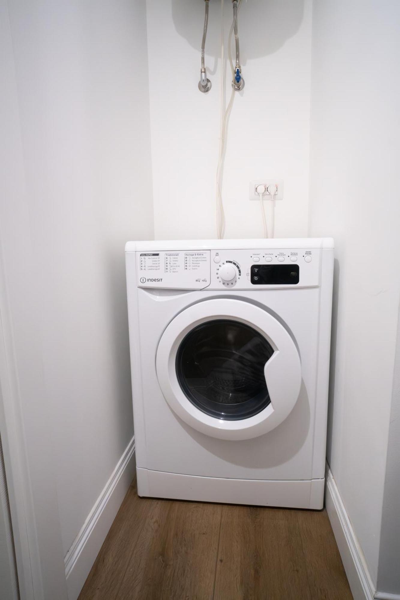 Centro-5Stelle 10 Minuti Dal Mare A Piedi Apartment ซาโวนา ภายนอก รูปภาพ
